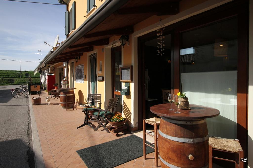 Oasi Di Arcadia Hotell Santa Giulia Eksteriør bilde